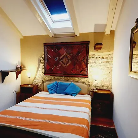 Kazun With Private Pool And Two Gardens ヴィラ Marčana