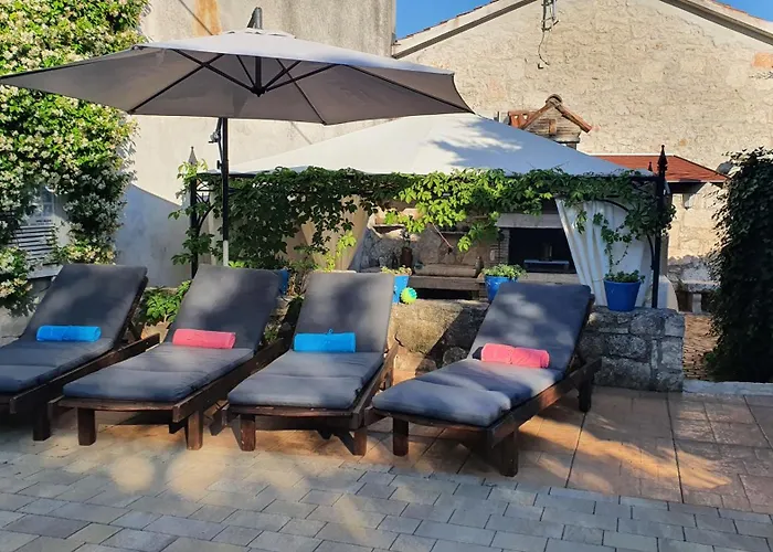 Vila Kazun With Private Pool And Two Gardens *